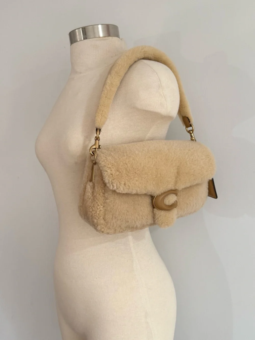 Coach Pillow Tabby Shoulder Bag Shearling 26